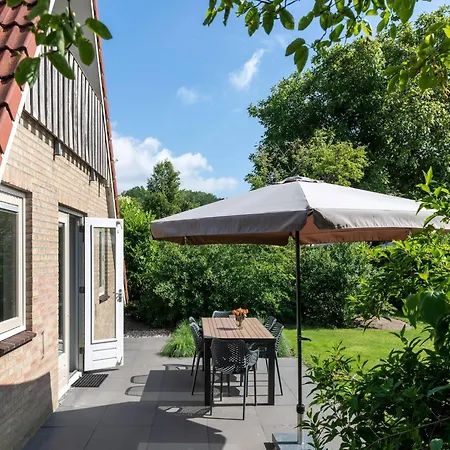 Holiday With Garden Near Mookerplas Holiday home