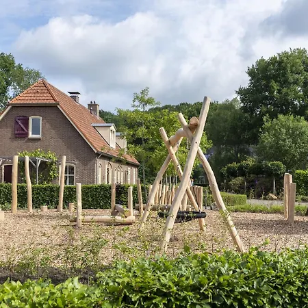 Holiday With Garden Near Mookerplas Plasmolen