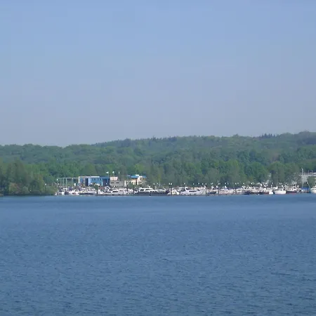 Holiday With Garden Near Mookerplas *